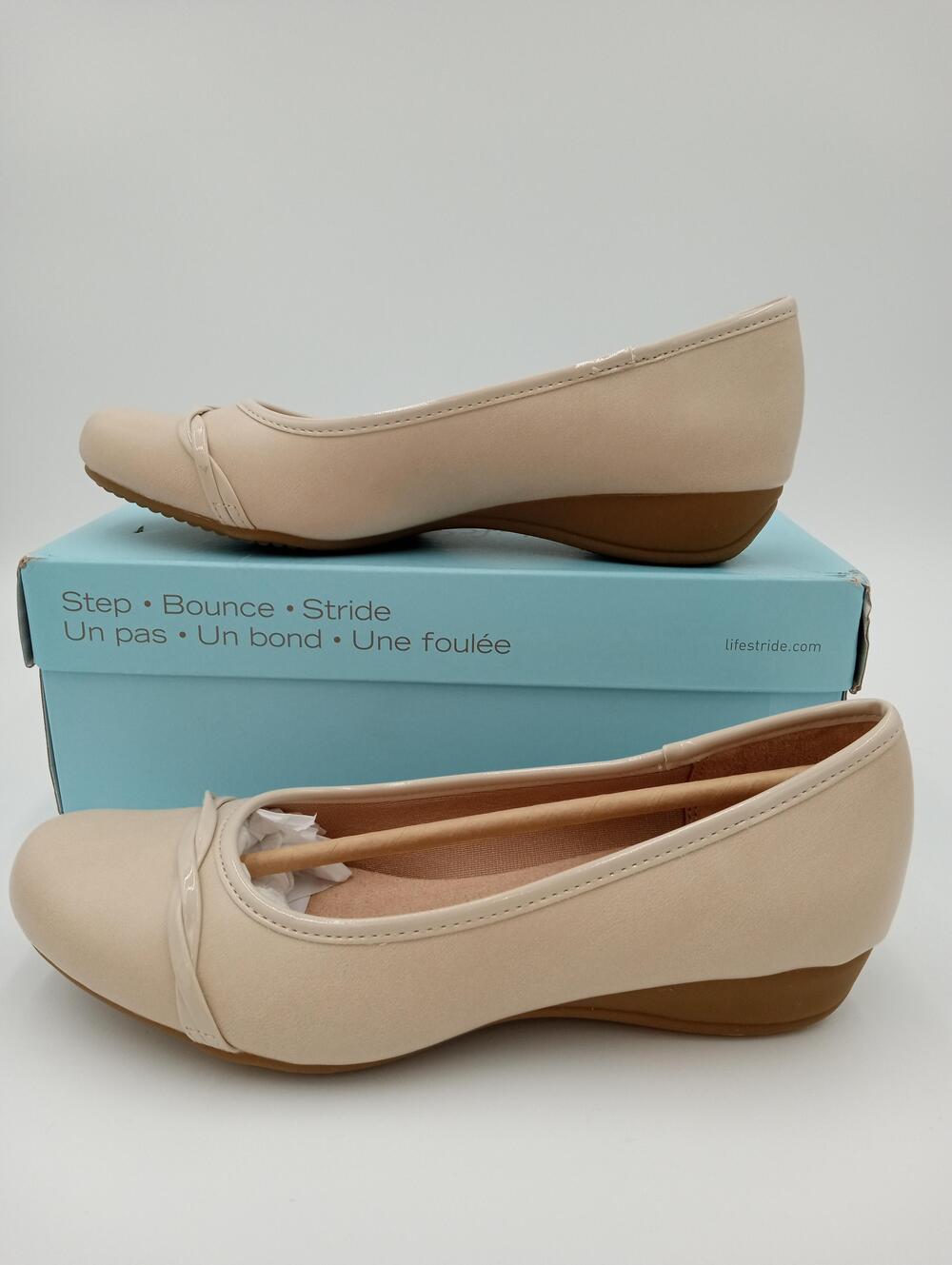 LifeStride Devin Shoes Womens Beige Comfort Slip On Low Wedge Flats Nude Size 8